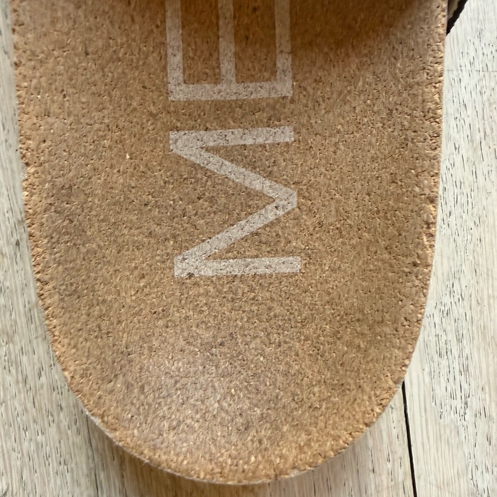Messenger Slides - Picture 2 of 5